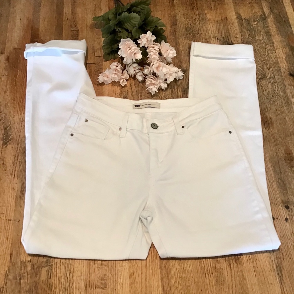 Levi’s classic white cuffed ankle jeans size 4 - Picture 2 of 6